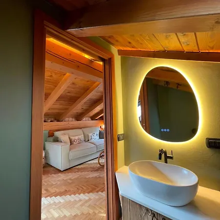 Alpinest Cozy Attic In The Heart Of Μπόρμιο