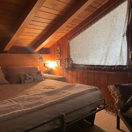 Alpinest Cozy Attic In The Heart Of Bormio
